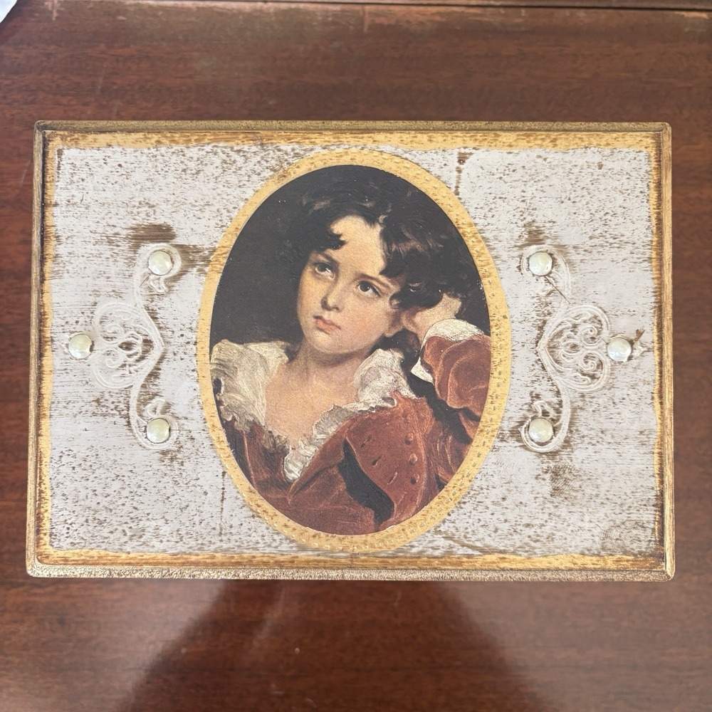Vintage Music Box Jewelry Box Velvet Lined Victorian Portrait Japan